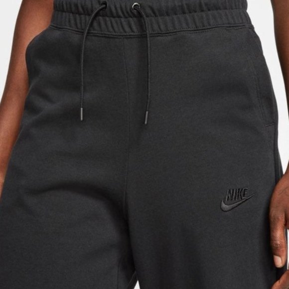 Nike Pants - Nike L Women's Sportswear Jersey Capris
